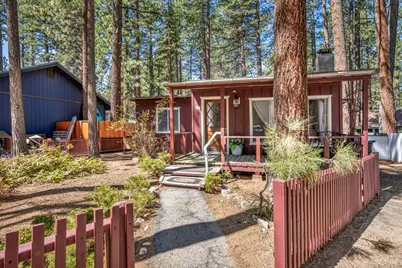 1084 Juniper Avenue, South Lake Tahoe, CA 96150 - Photo 3