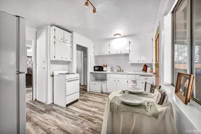 1084 Juniper Avenue, South Lake Tahoe, CA 96150 - Photo 23
