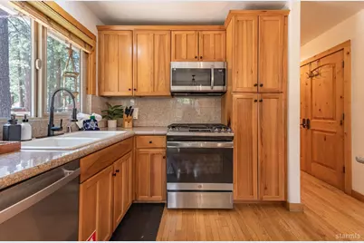 2126 Helen Ave Avenue, South Lake Tahoe, CA 96150 - Photo 13