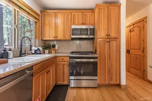 2126 Helen Ave Ave, South Lake Tahoe, CA 96150 - Photo 13