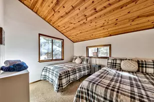 1458 Apache Ave, South Lake Tahoe, CA 96150 - Photo 15