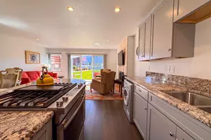 405 Ala Wai Blvd, South Lake Tahoe, CA 96150 - Photo 11