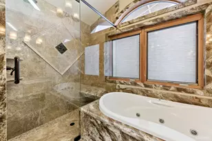 2062 Aloha Dr, South Lake Tahoe, CA 96150 - Photo 31
