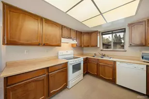 2215 Inverness Dr, South Lake Tahoe, CA 96150 - Photo 23