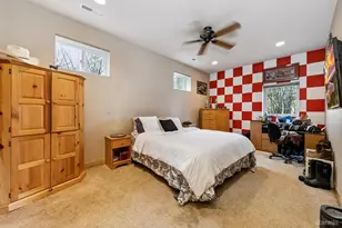 1014 Clear View Dr, South Lake Tahoe, CA 96150 - Photo 39