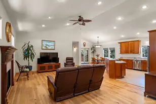 839 Tata Ln, South Lake Tahoe, CA 96150 - Photo 5