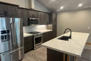 1077 Marjorie St, South Lake Tahoe, CA 96150 - Photo 3