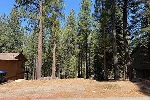 1404 Pebble Beach Dr, South Lake Tahoe, CA 96150 - Photo 1