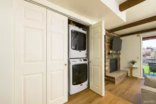 2081 Venice Dr, South Lake Tahoe, CA 96150 - Photo 17