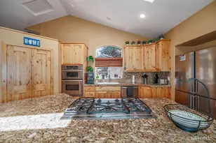 1346 Bonanza Ave, South Lake Tahoe, CA 96150 - Photo 15