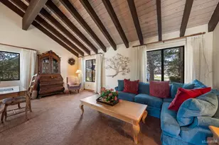 379 Crystal Ct, South Lake Tahoe, CA 96150 - Photo 3