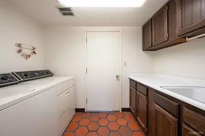 379 Crystal Court, South Lake Tahoe, CA 96150 - Photo 19