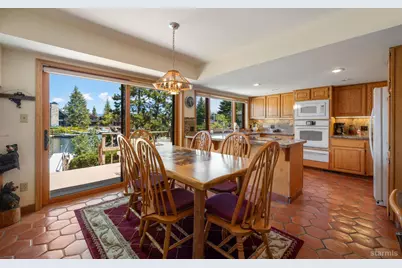 379 Crystal Court, South Lake Tahoe, CA 96150 - Photo 11
