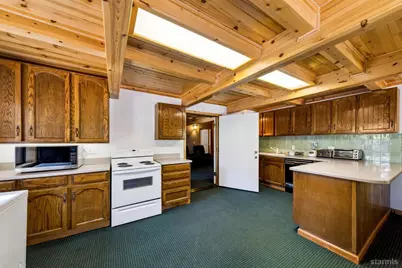 804 US Highway 50, South Lake Tahoe, CA 96150 - Photo 29