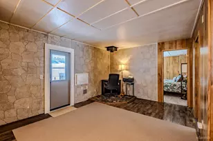 1080 Julie Ln, South Lake Tahoe, CA 96150 - Photo 15