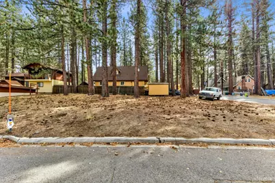 1199 Carson Avenue, South Lake Tahoe, CA 96150 - Photo 7
