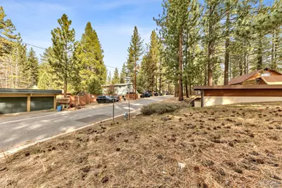 1199 Carson Avenue, South Lake Tahoe, CA 96150 - Photo 11