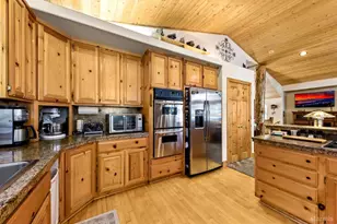 1911 Bella Coola Dr, South Lake Tahoe, CA 96150 - Photo 21