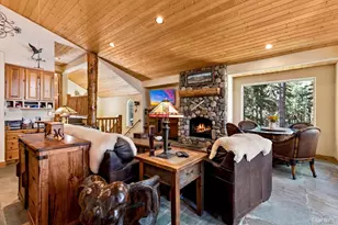 1911 Bella Coola Dr, South Lake Tahoe, CA 96150 - Photo 9