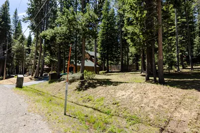 791 Cholula Street, South Lake Tahoe, CA 96150 - Photo 35