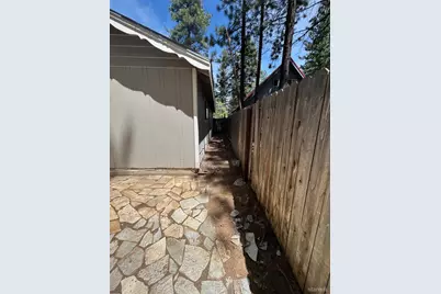 1186 Martin Avenue, South Lake Tahoe, CA 96150 - Photo 51