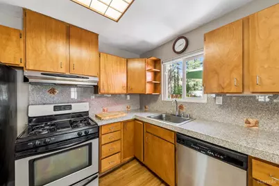 846 Placer Avenue, South Lake Tahoe, CA 96150 - Photo 7