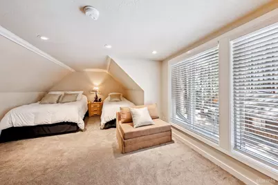 1462 Chinquapin Drive, South Lake Tahoe, CA 96150 - Photo 19