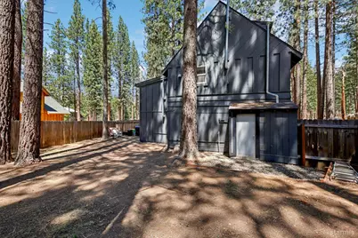 1462 Chinquapin Drive, South Lake Tahoe, CA 96150 - Photo 31
