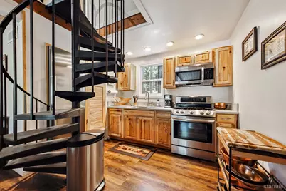 1462 Chinquapin Drive, South Lake Tahoe, CA 96150 - Photo 7