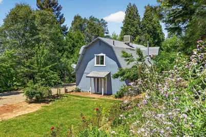 2781 Larsen Drive, Camino, CA 95709 - Photo 5