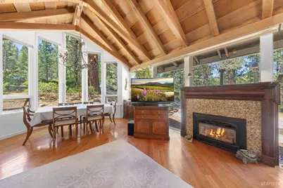 1581 Estate Court, South Lake Tahoe, CA 96150 - Photo 7