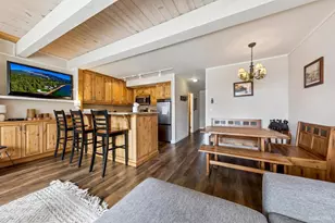 357 Ala Wai Blvd, South Lake Tahoe, CA 96150 - Photo 19