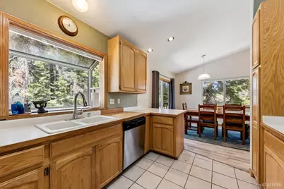 352 Heather Circle, South Lake Tahoe, CA 96150 - Photo 11