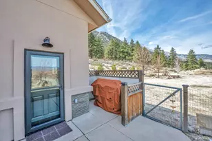 466 Horsethief Cir, Markleeville, CA 96120 - Photo 3