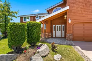 2067 Aloha Dr, South Lake Tahoe, CA 96150 - Photo 5