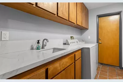 2067 Aloha Drive, South Lake Tahoe, CA 96150 - Photo 17