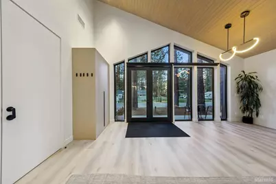 1110 Charles Avenue, South Lake Tahoe, CA 96150 - Photo 3