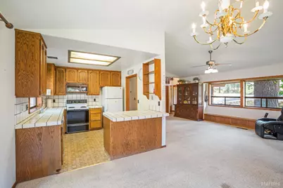 2463 Fair Meadow Court, South Lake Tahoe, CA 96150 - Photo 9