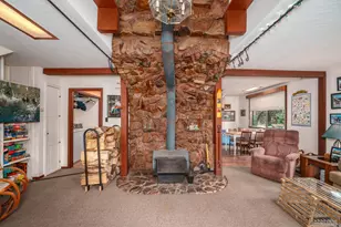 2151 Rainbow Rd, South Lake Tahoe, CA 96150 - Photo 5