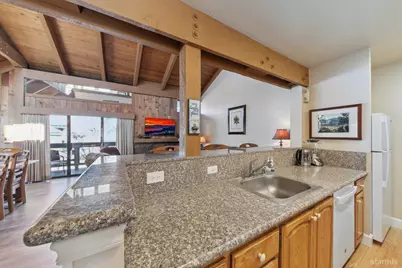 3535 Lake Tahoe Boulevard #458, South Lake Tahoe, CA 96150 - Photo 11