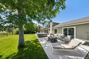 2172 Venice Dr, South Lake Tahoe, CA 96150 - Photo 11