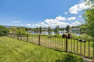 2172 Venice Dr, South Lake Tahoe, CA 96150 - Photo 15