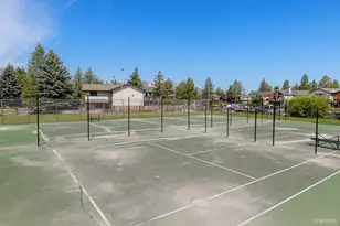 2031 Venice Dr, South Lake Tahoe, CA 96150 - Photo 41