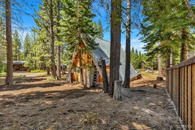 760 Seneca Drive, South Lake Tahoe, CA 96150 - Photo 9