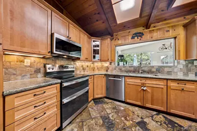 2385 Wasabe Drive, South Lake Tahoe, CA 96150 - Photo 5