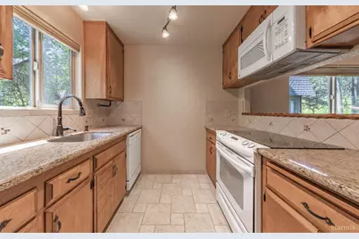 2337 Sky Meadows Court, South Lake Tahoe, CA 96150 - Photo 7