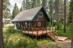 1061 Crow St, South Lake Tahoe, CA 96150 - Photo 3