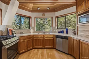 1641 Sherman Way, South Lake Tahoe, CA 96150 - Photo 13