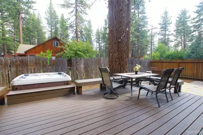 1089 Bowers Avenue, South Lake Tahoe, CA 96150 - Photo 3