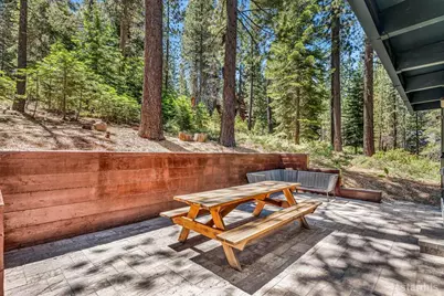 1421 Pebble Beach Drive, South Lake Tahoe, CA 96150 - Photo 15